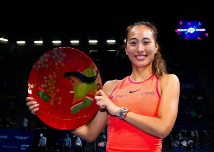 WTA500东京站决赛开打！郑钦文向赛季第三冠发起冲击